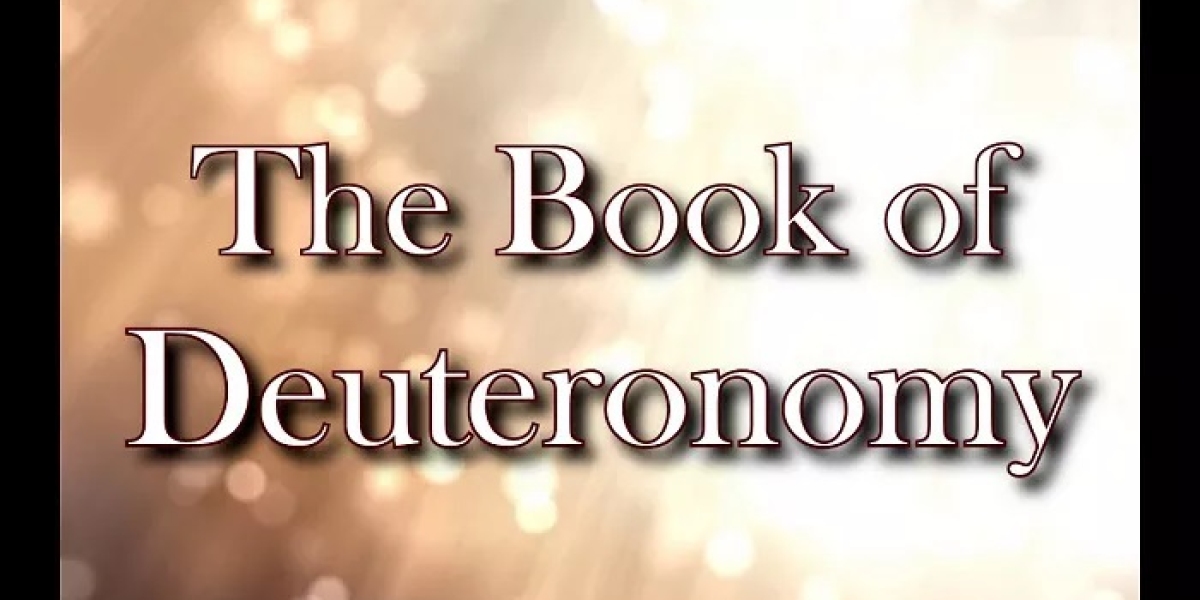 How Does the Book of Deuteronomy Relate to Moses?