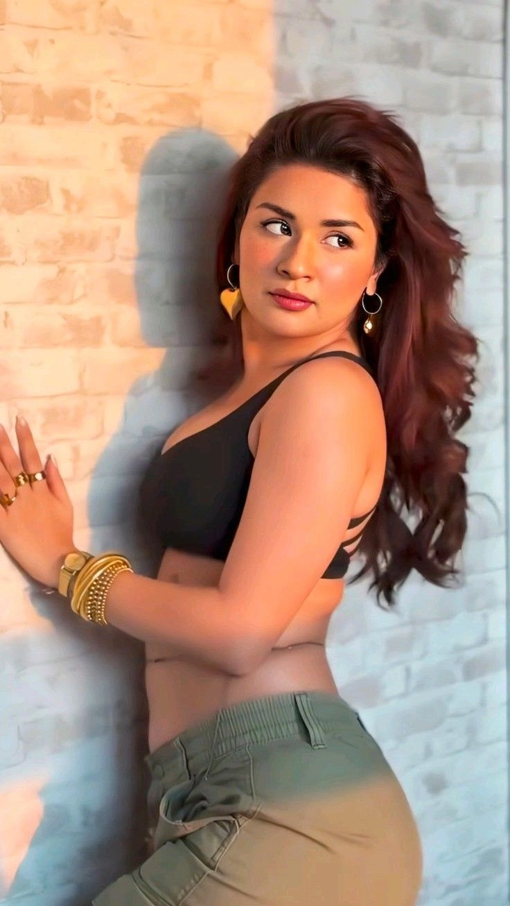 Aisha Khan