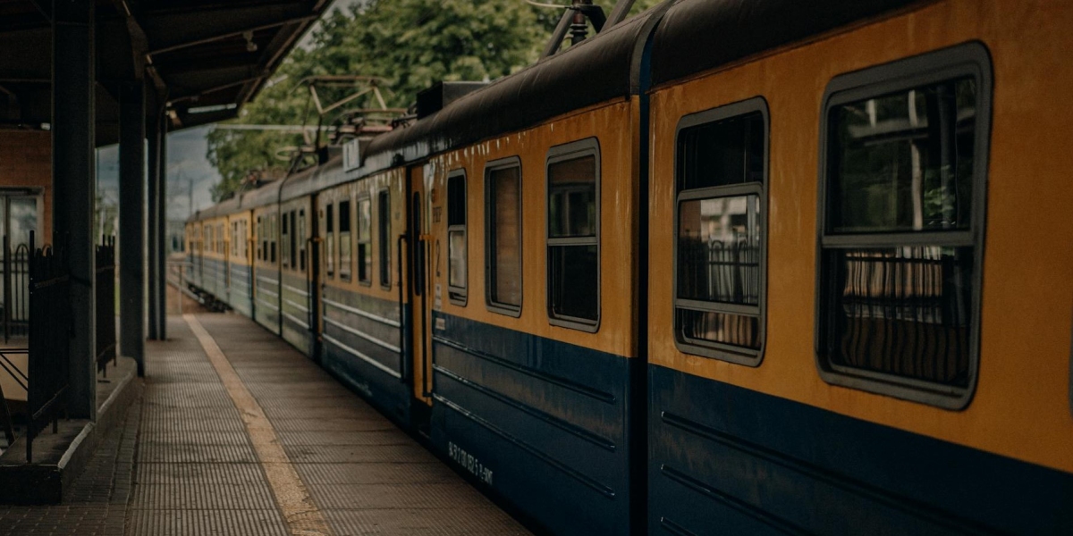How Modern Medical Equipment in Train Ambulance Ensures Patient Stability