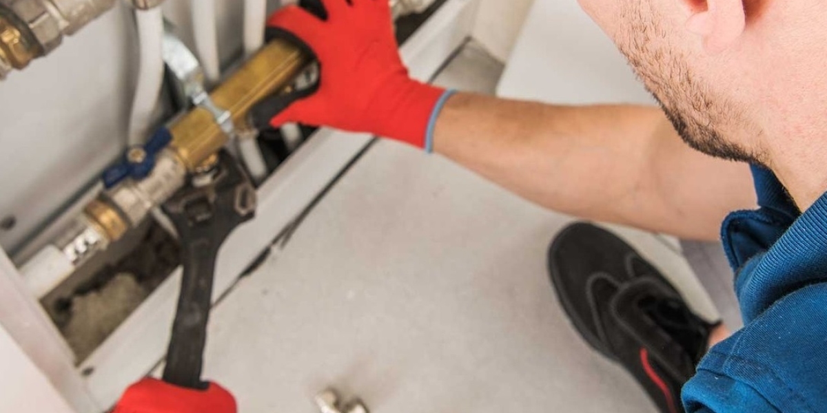 How Plumbing Experts Handle Blocked Drains in Dubai Homes
