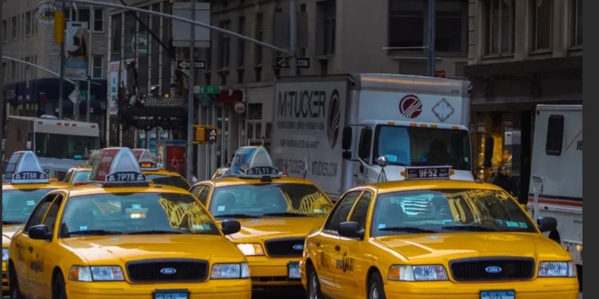 Protecting Your Badge, Protecting Your Livelihood: The Vital Role of Taxi Licensing Experts