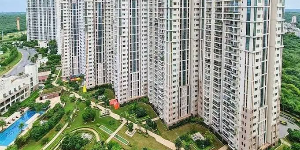 Mastering the Asset: Technical Infrastructure, Micro-Market Value, and Structural Layouts at DLF Park Place