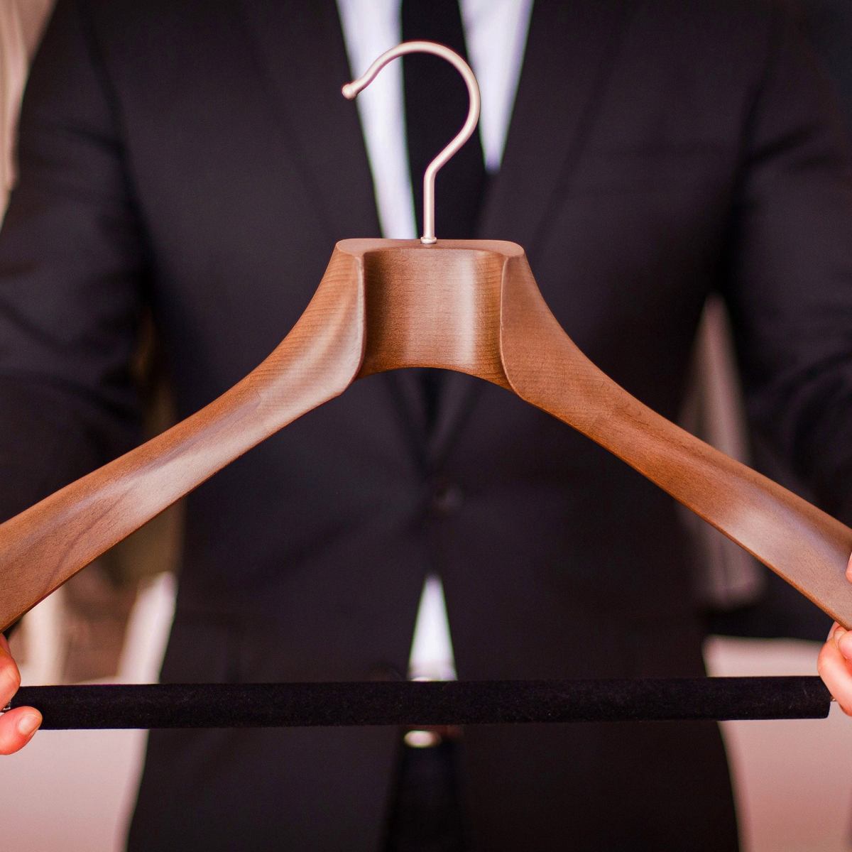 Why Choose Wood Suit Hanger and Men’s Coat Hangers? – Butler Luxury